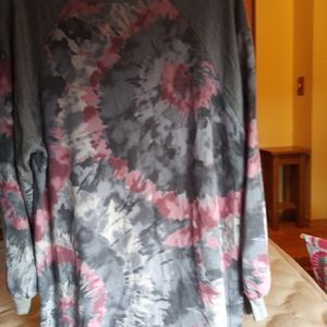 Women's long sleeve top